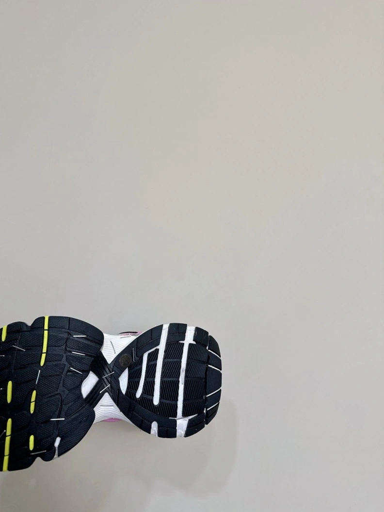 Bxlxnciaga Casual Shoe Vibrant 109193