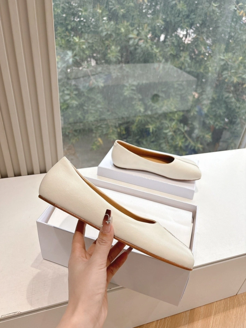 Othxr flat shoes Timeless 208824