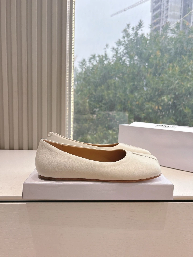 Othxr flat shoes Timeless 208824