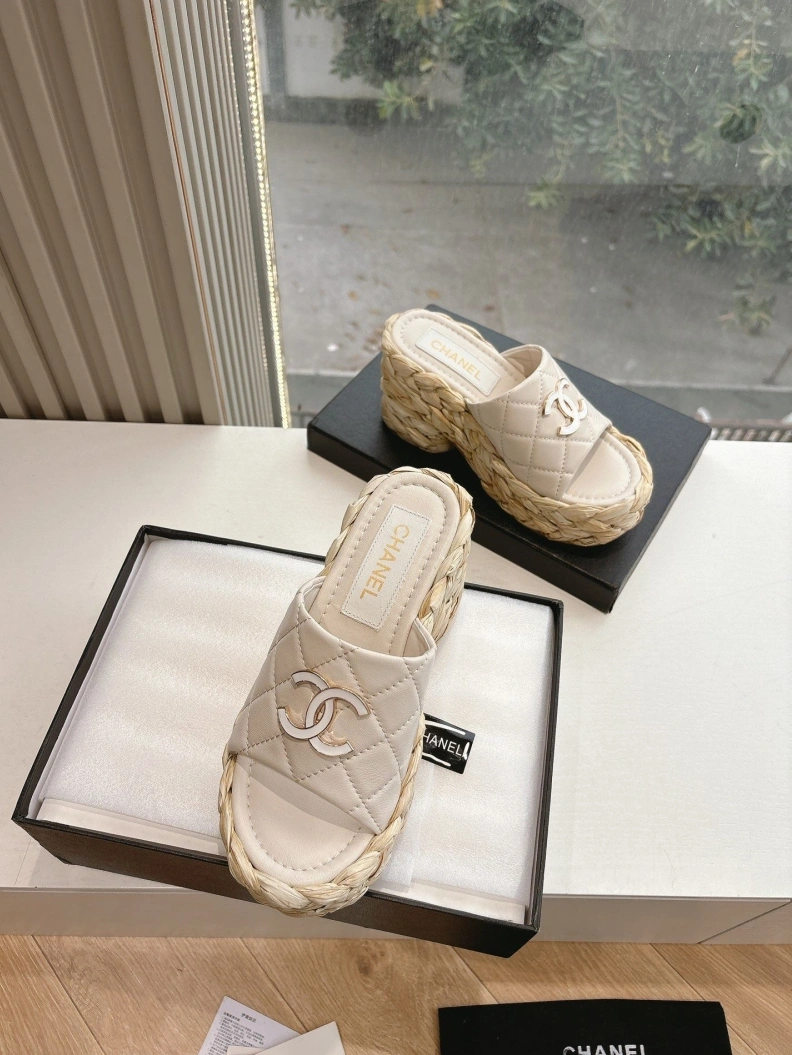 Chxnxl Slippers UrbanStyle 117170