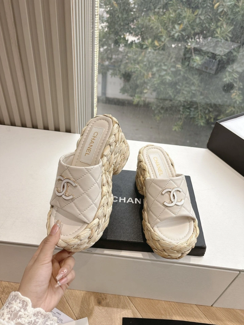 Chxnxl Slippers UrbanStyle 117170