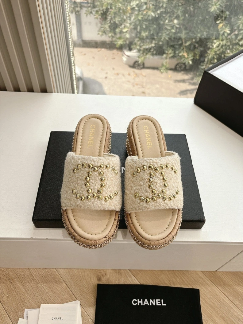 Chxnxl Slippers Sophisticated 117153