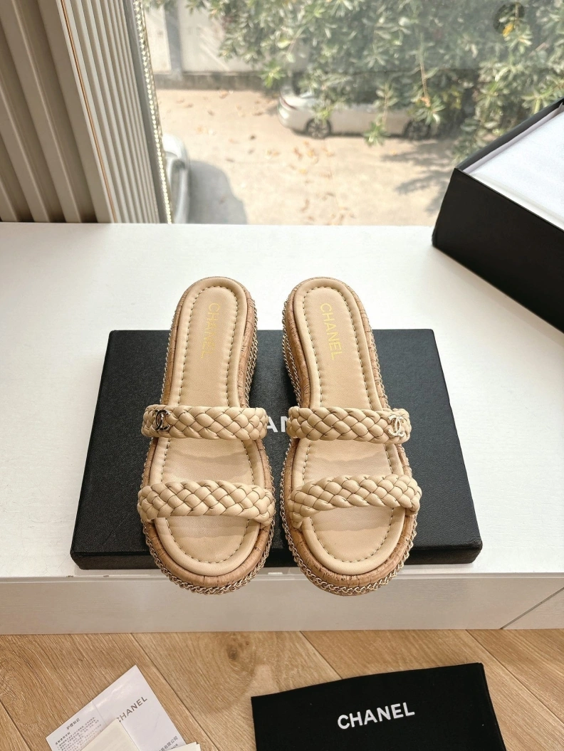 Chxnxl Slippers Compact 117128