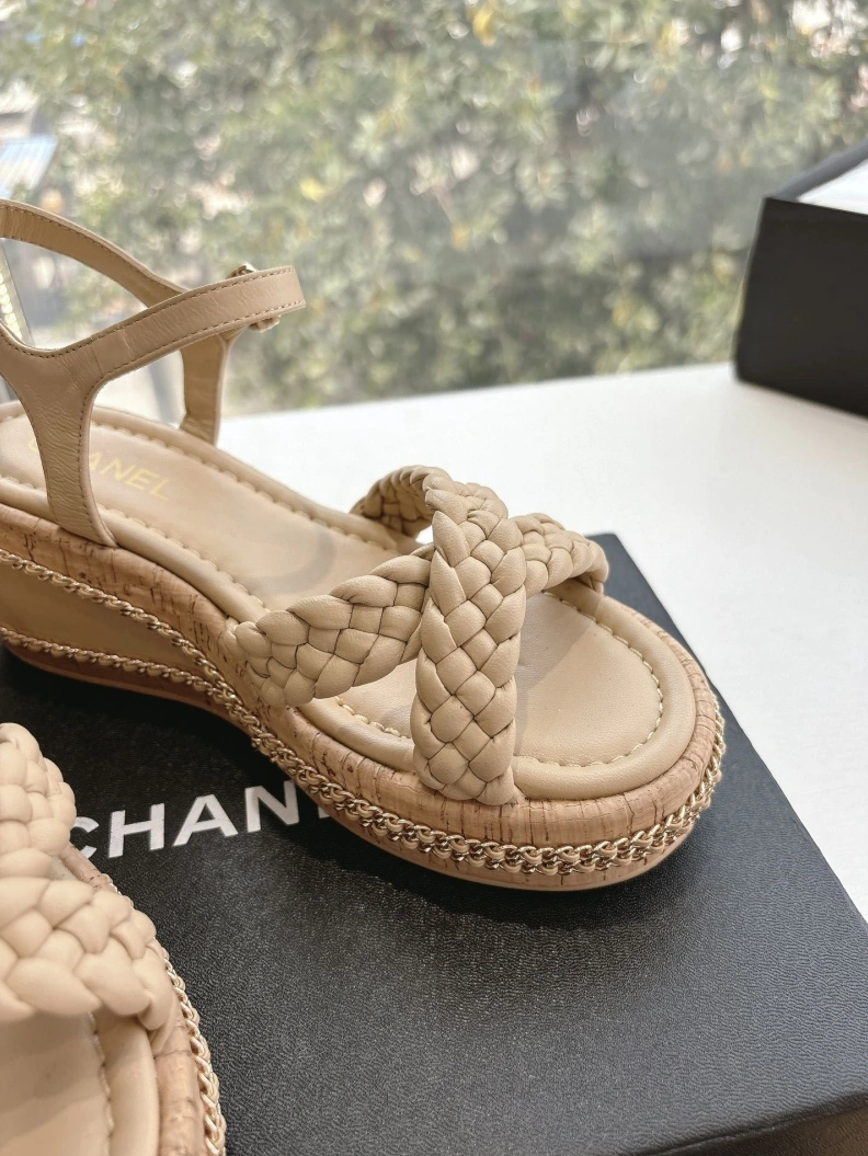 Vibrant Chxnxl Sandals 117535