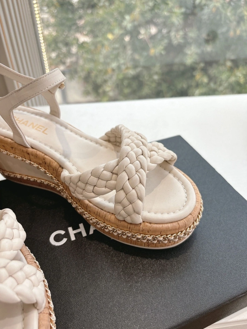 Chxnxl Sandals Vibrant 117533