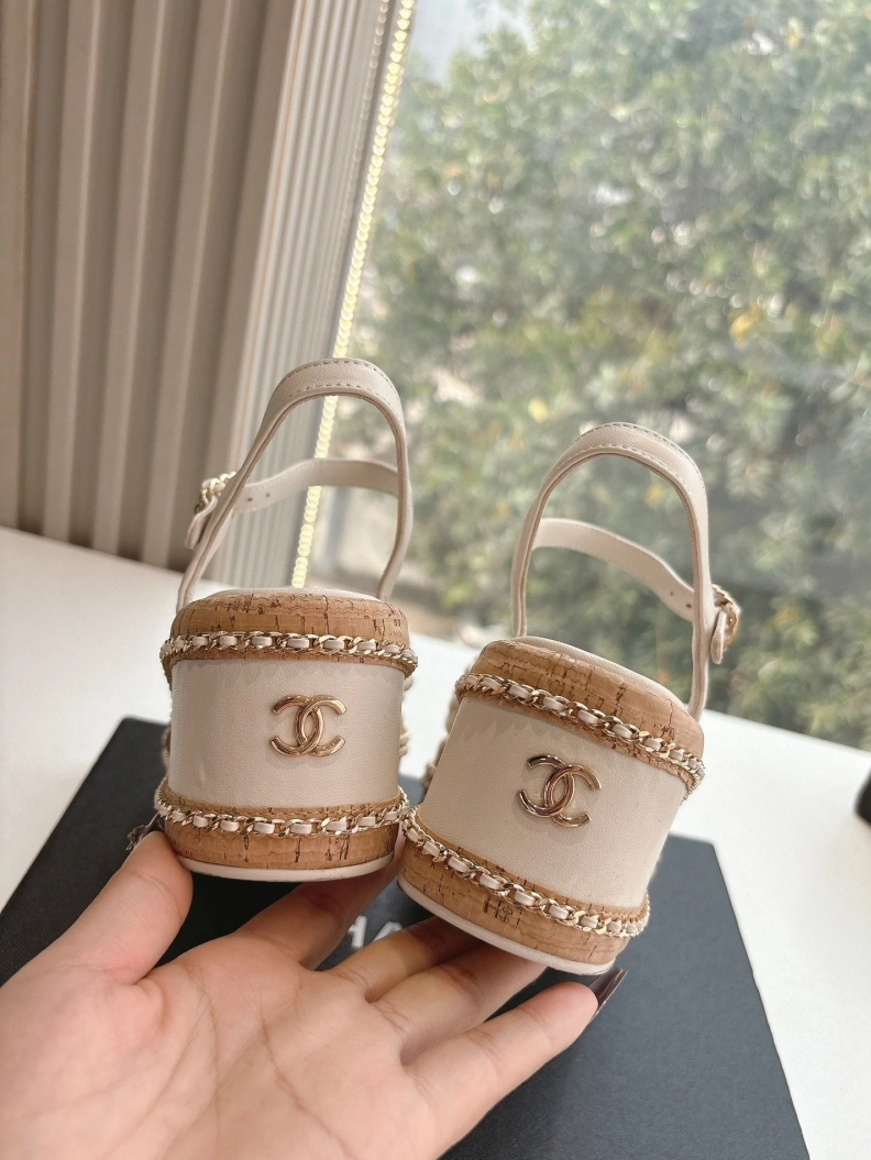 Chxnxl Sandals Vibrant 117533