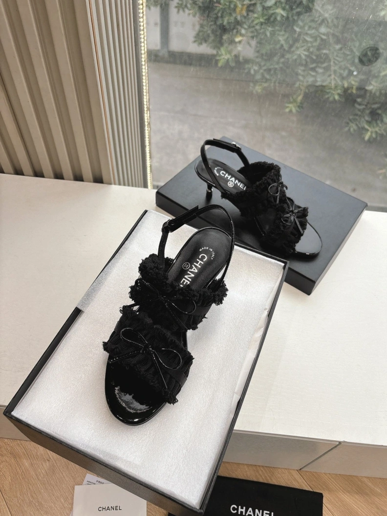 Bright Chxnxl Sandals 117531