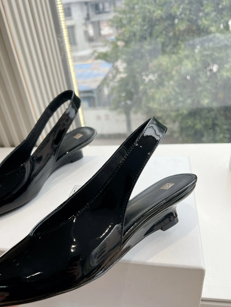 HighQuality Othxr Sandals 208482