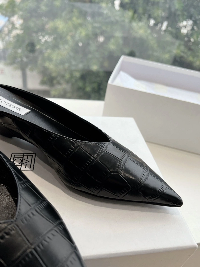 Efficient Othxr Sandals 208478