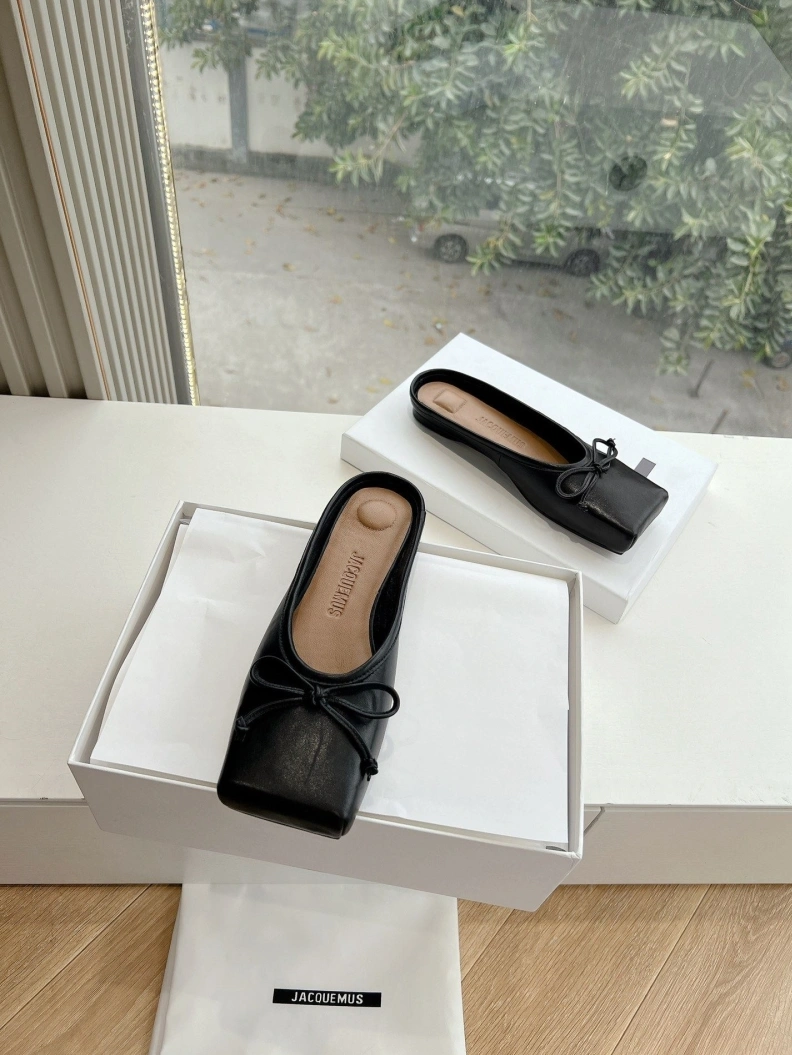 Fashionable Othxr Slippers 208276