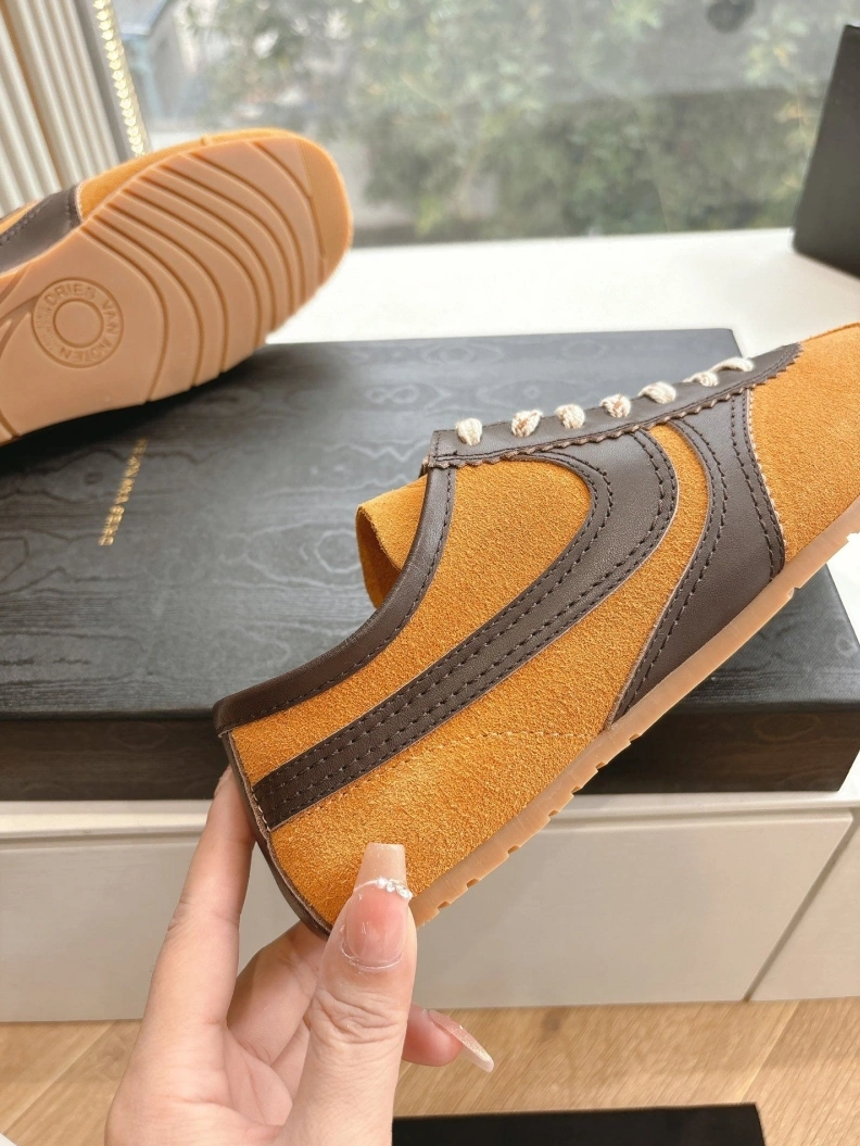 Elegant Othxr Sneakers 208095