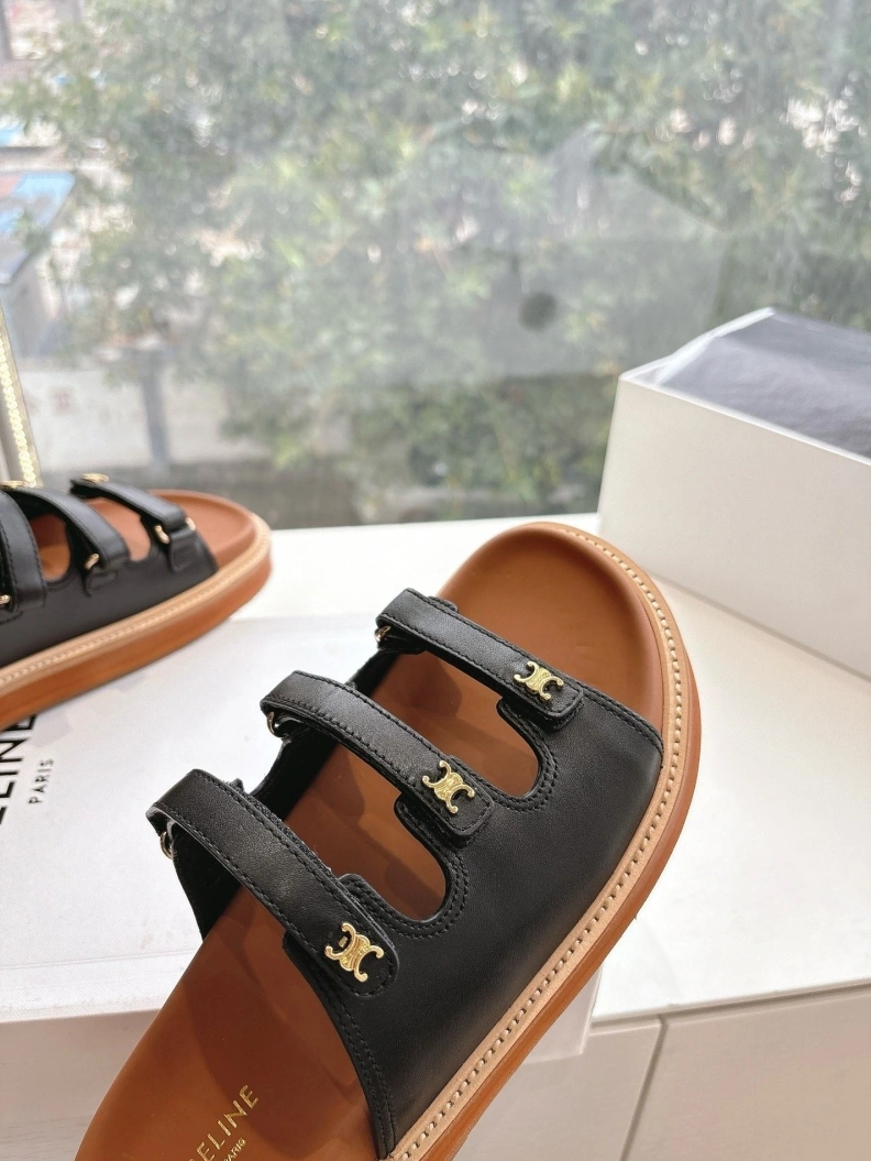 NewStyle Cxlxne Sandals 115707