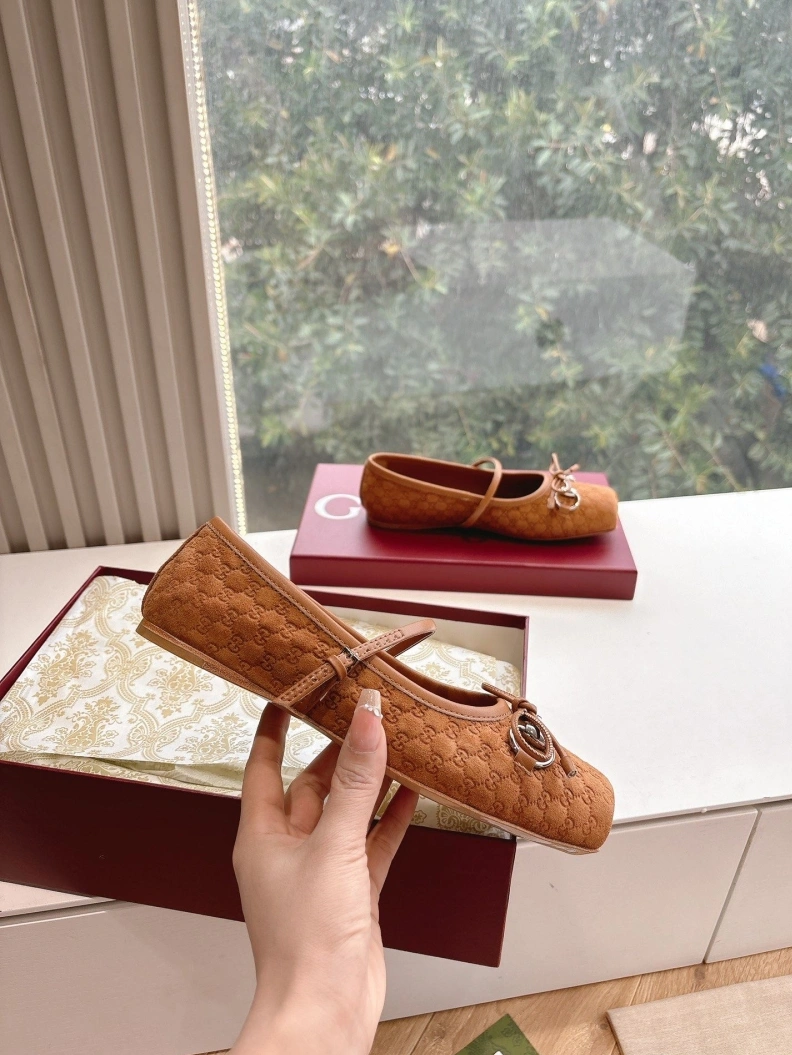 Modern Gxccx Flat Shoes 155143
