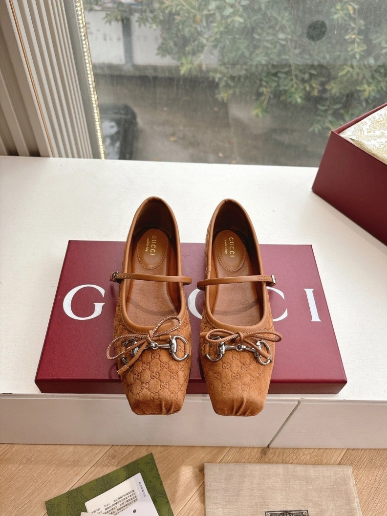 Modern Gxccx Flat Shoes 155143