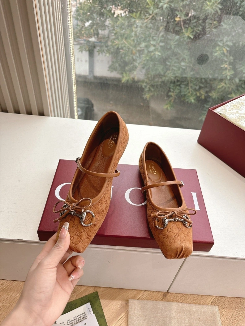 Modern Gxccx Flat Shoes 155143
