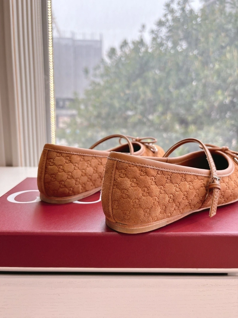 Modern Gxccx Flat Shoes 155143