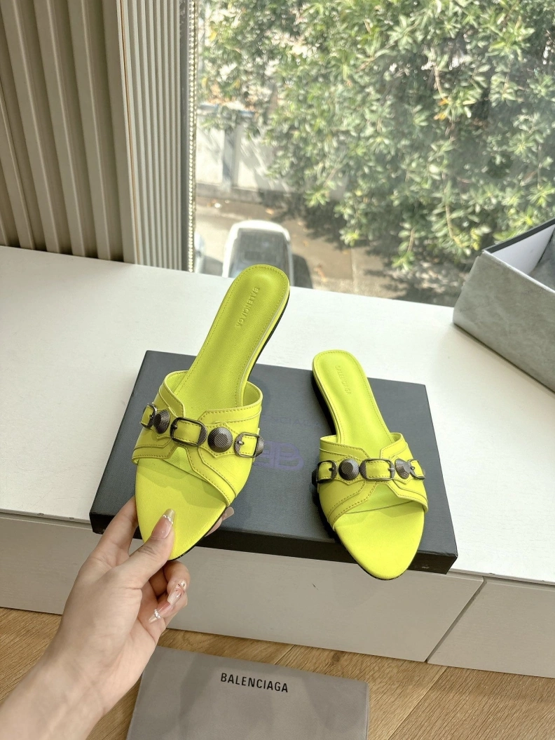 Bxlxnciaga Slippers EyeCatching 109049