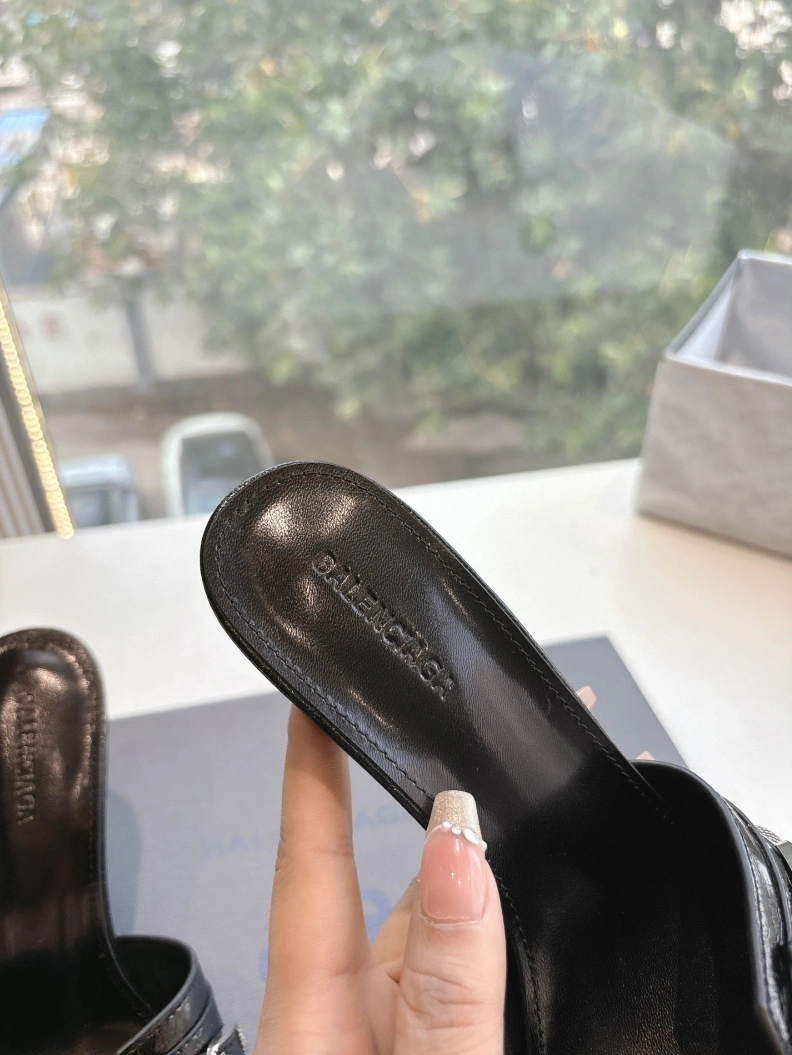 Unique Bxlxnciaga Sandals 109055