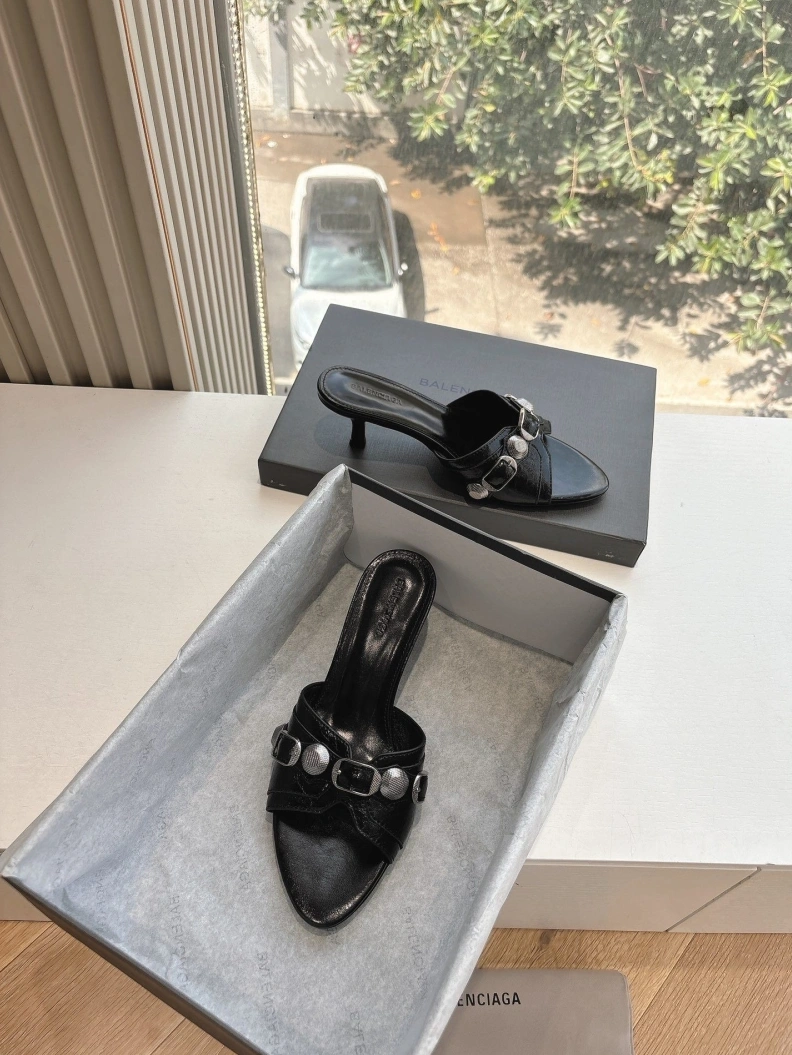 Trendsetting Bxlxnciaga Sandals 109054