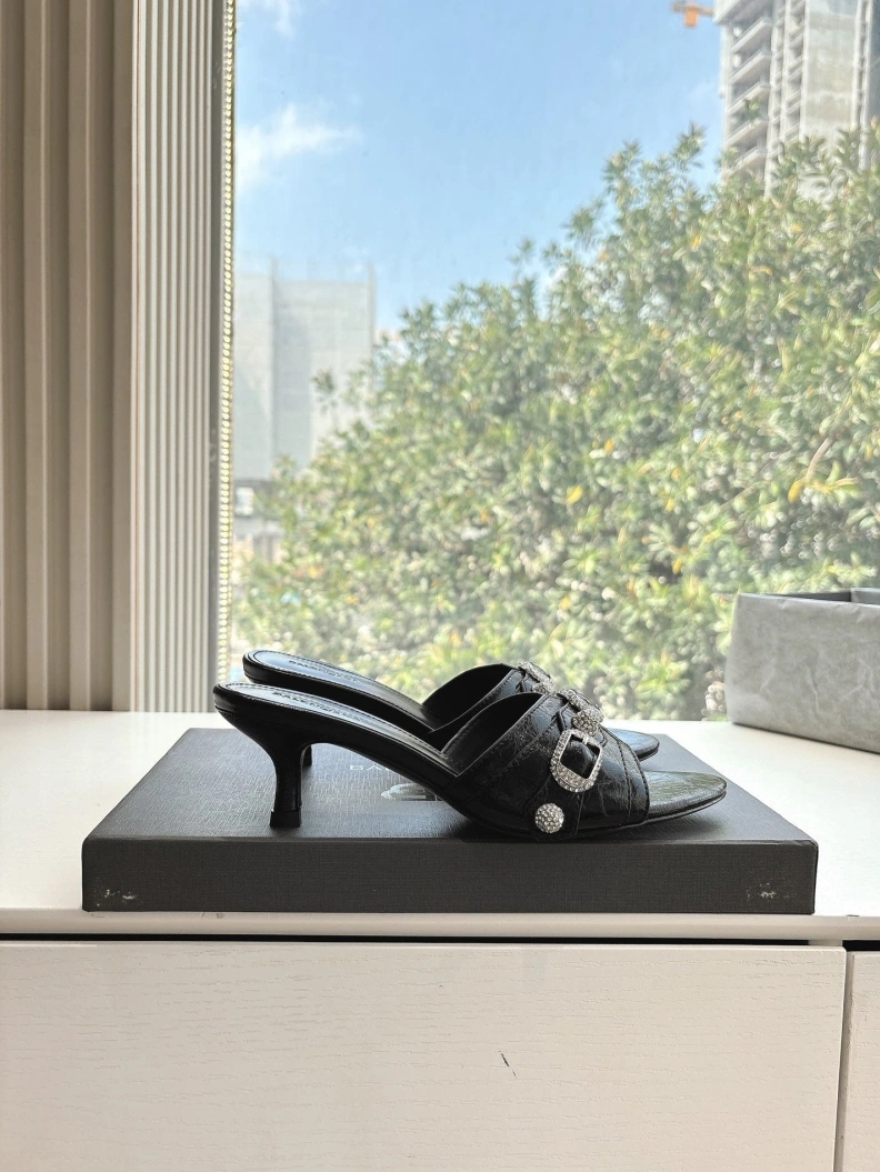 Lightweight Bxlxnciaga Sandals 109050