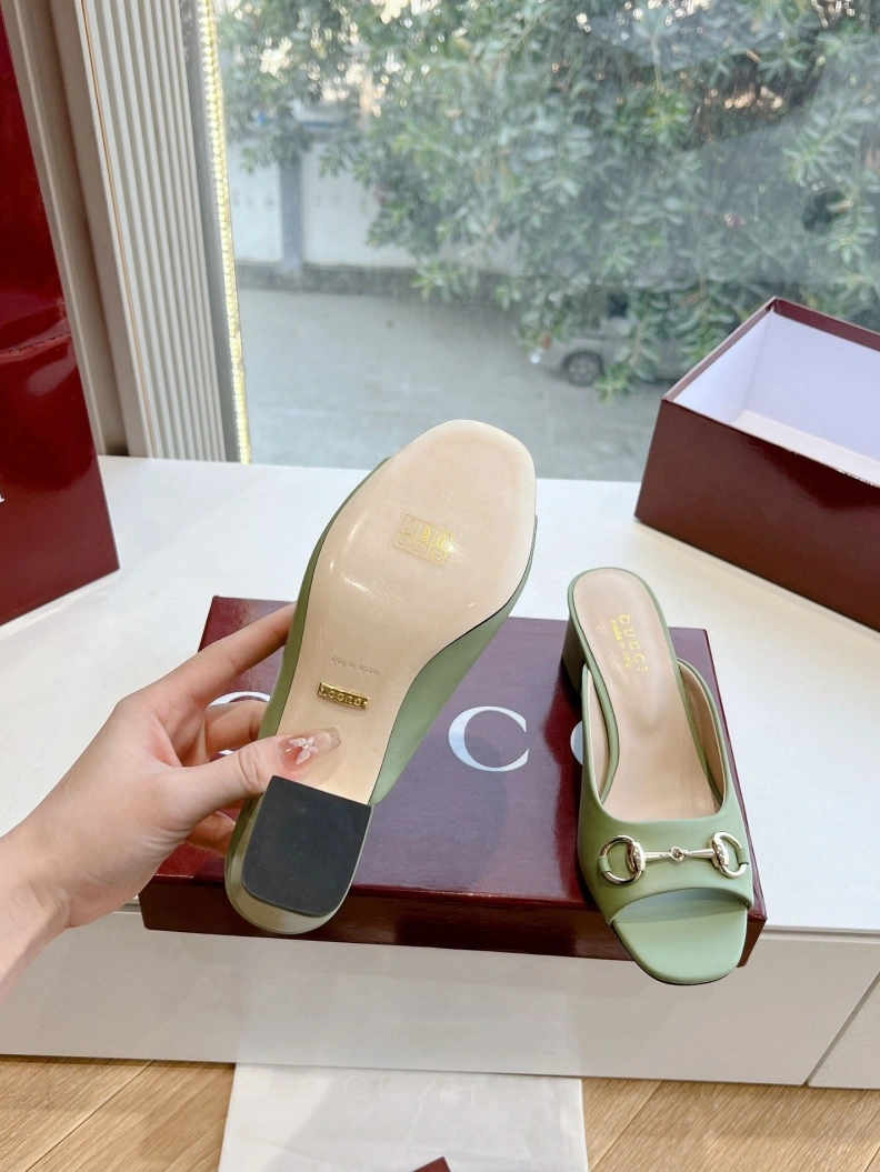 Elegant Gxccx Sandals 155138