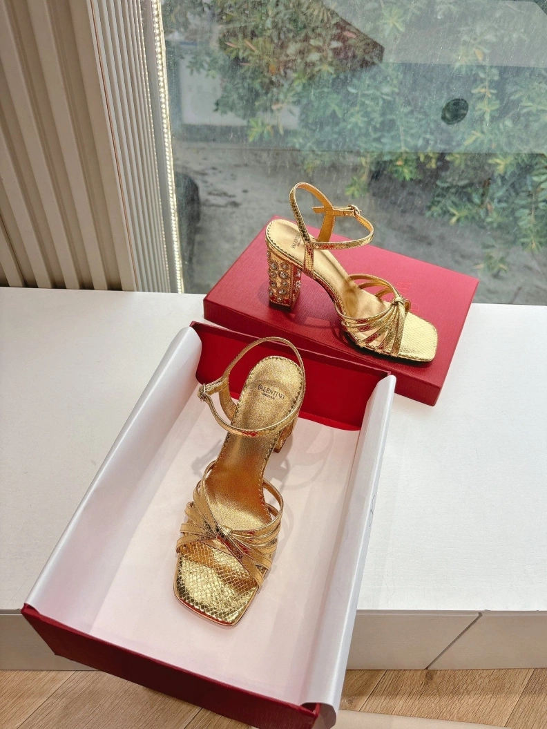 SportInspired Vxlxntino Sandals 228719
