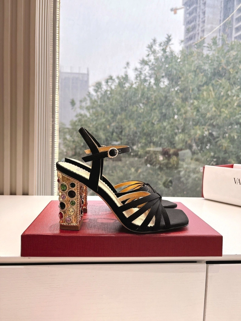 TopPick Vxlxntino Sandals 228722