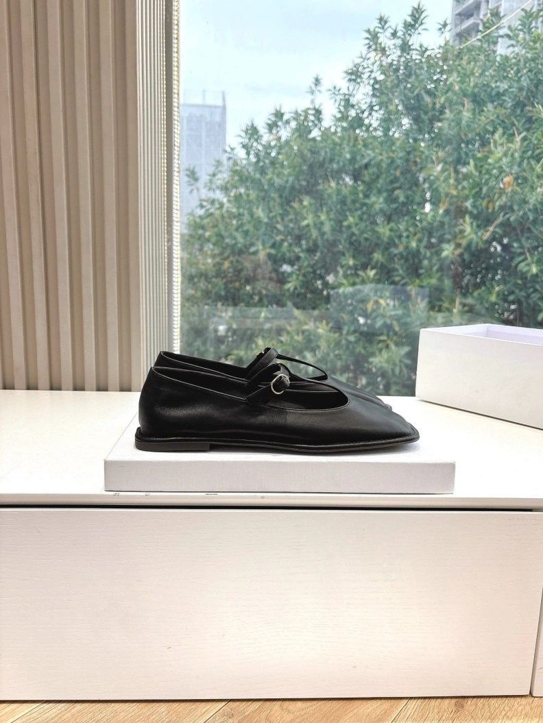 Stylish Othxr flat shoes 208817