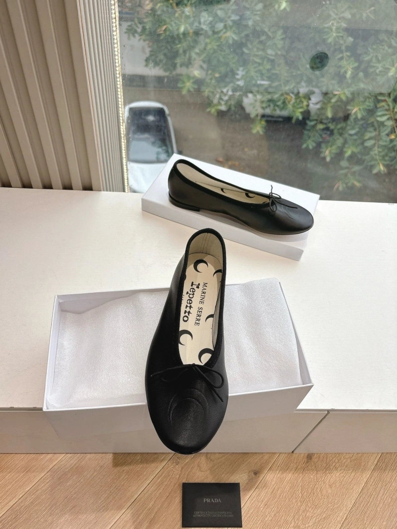 Stylish Othxr flat shoes 208807