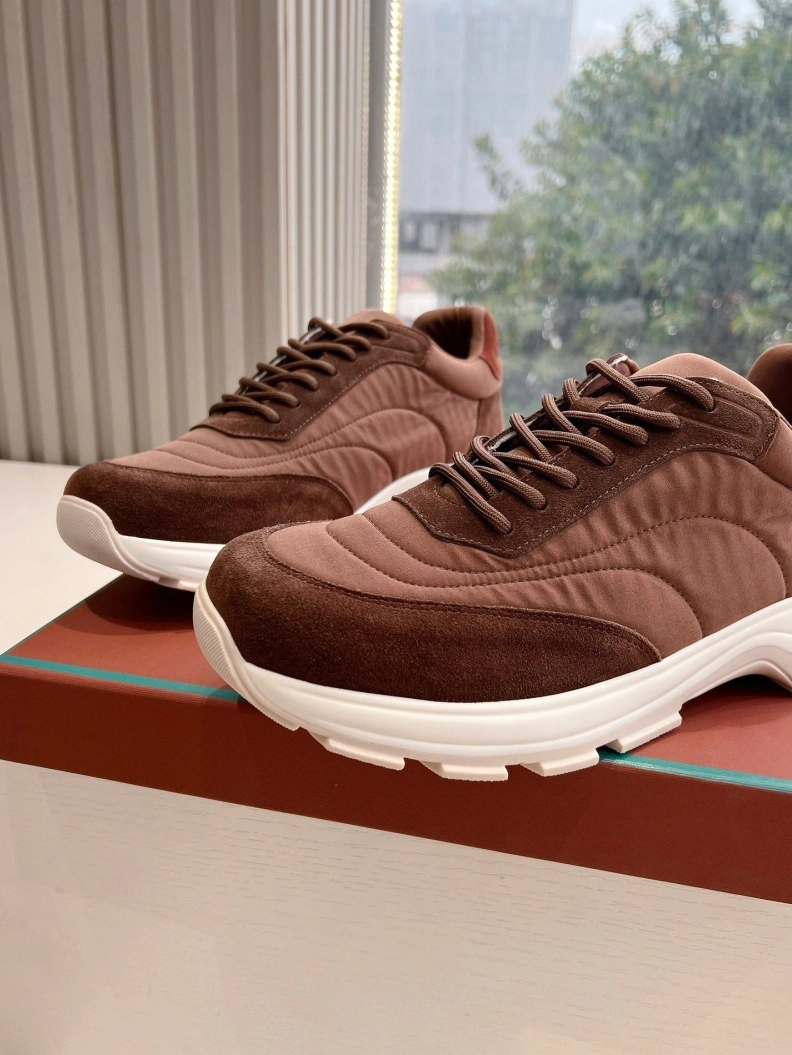 Practical Othxr Sneakers 208056