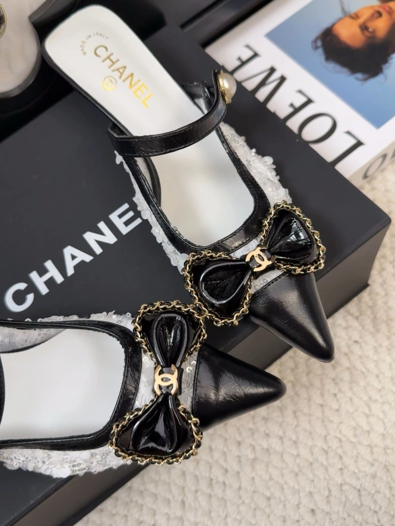Soft Chxnxl Sandals 117507