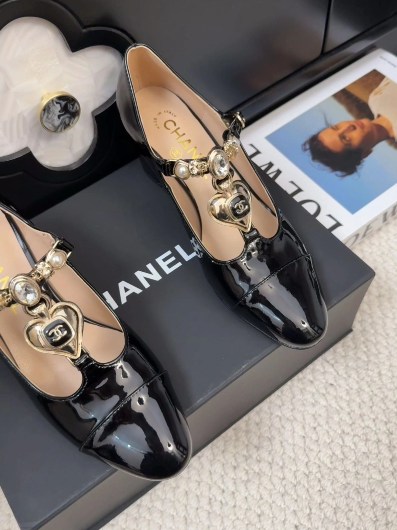 Efficient Chxnxl Flat Shoes 117679