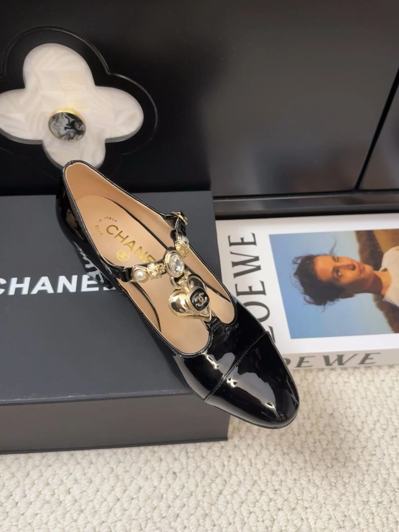 Efficient Chxnxl Flat Shoes 117679