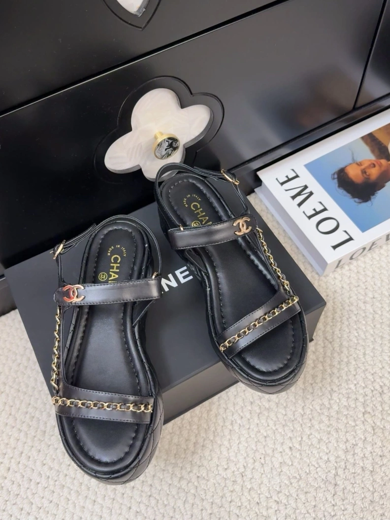 HighQuality Chxnxl Sandals 117503