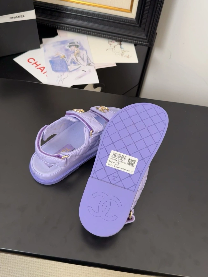 Chxnxl Sandals Bold 117499