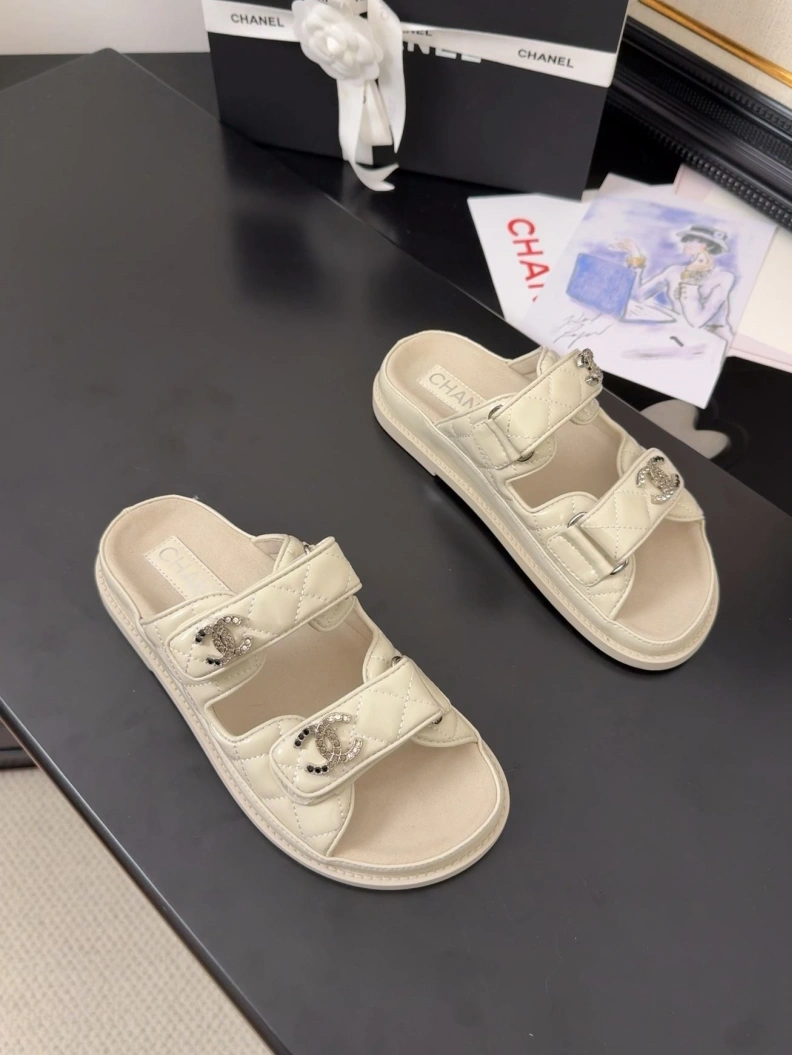 Chxnxl Sandals WellDesigned 117496