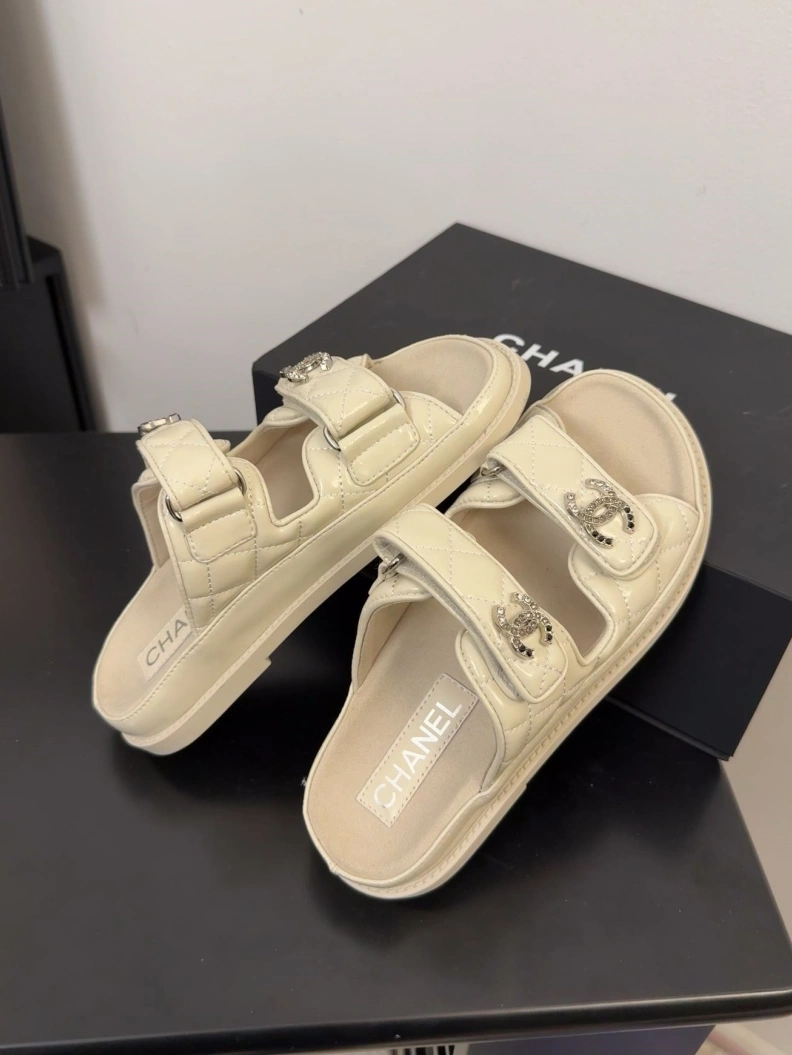 Chxnxl Sandals WellDesigned 117496