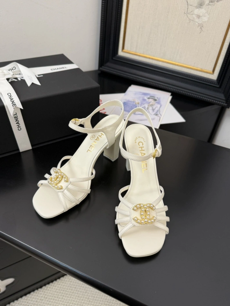 Trendy Chxnxl Sandals 117485