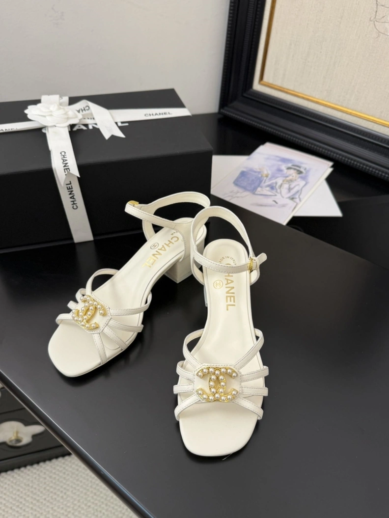 Chxnxl Sandals Vibrant 117488