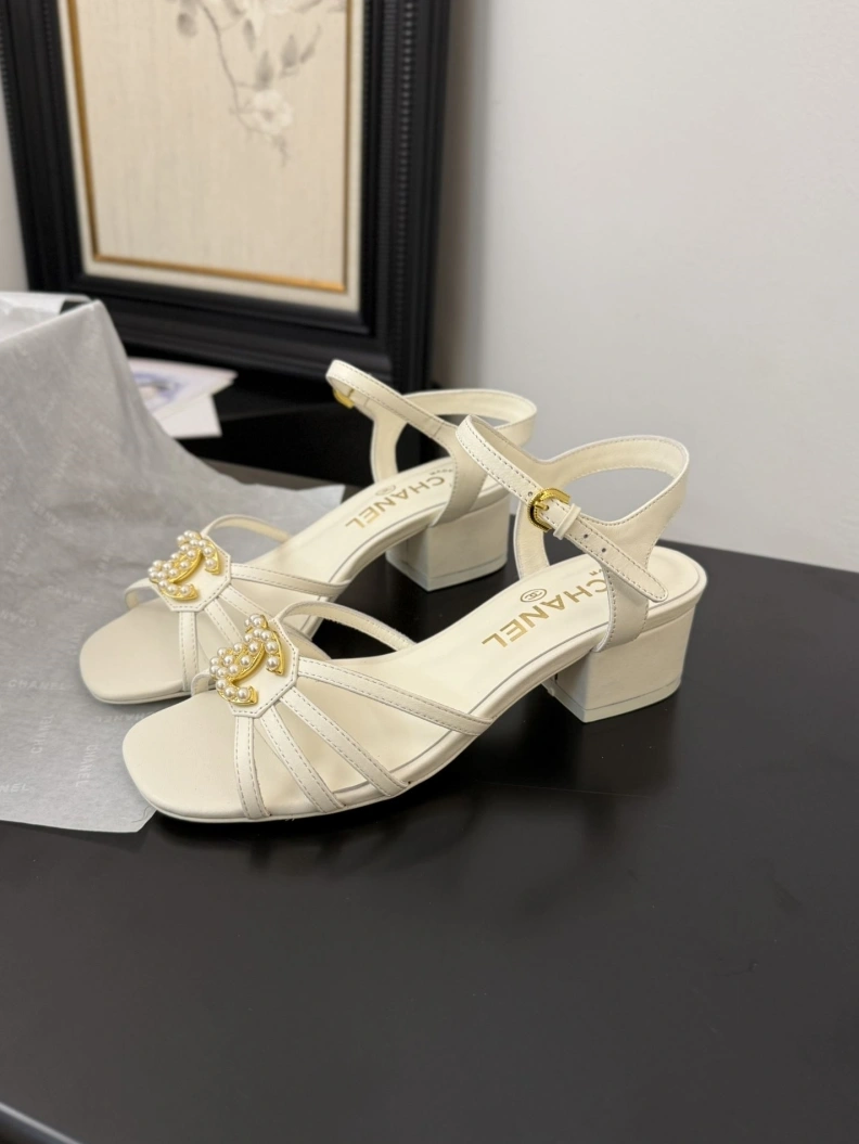 Chxnxl Sandals Vibrant 117488