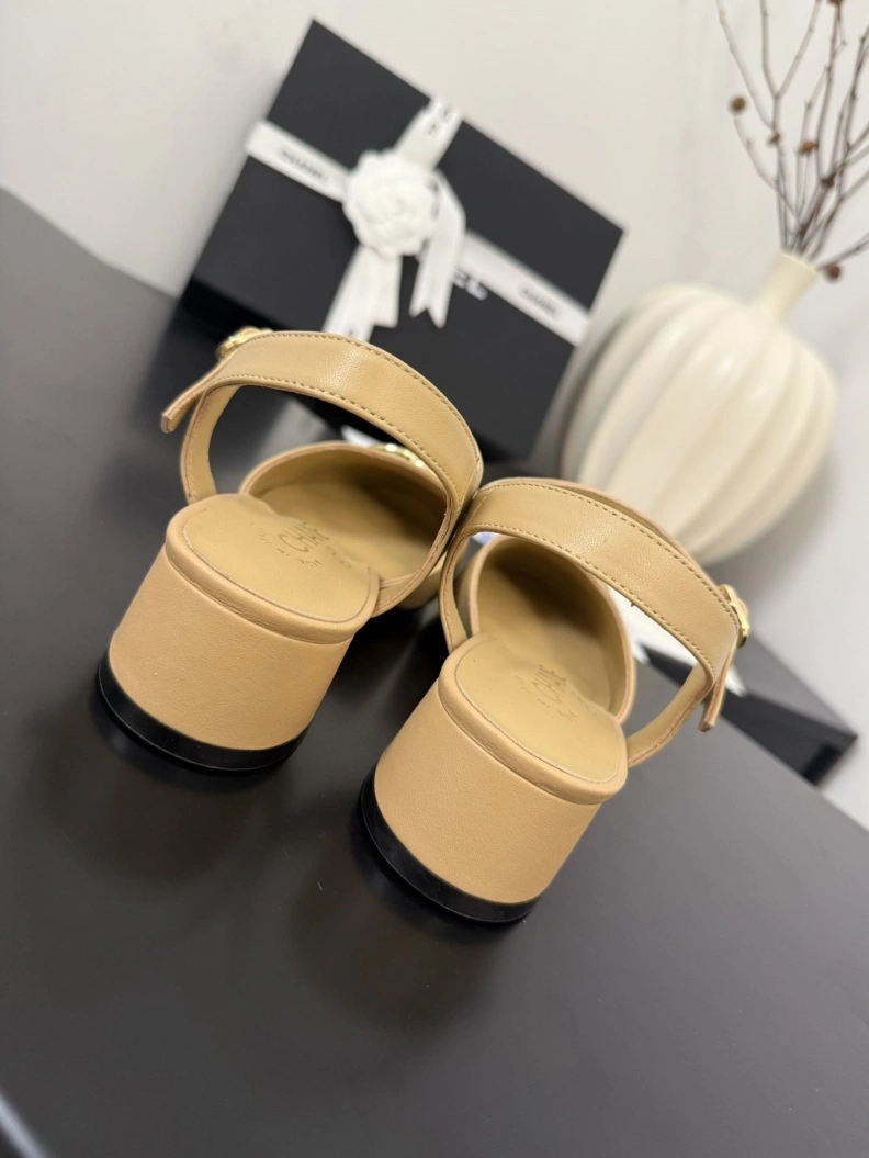 Elegant Chxnxl Sandals 117477