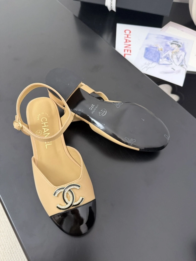 Elegant Chxnxl Sandals 117477