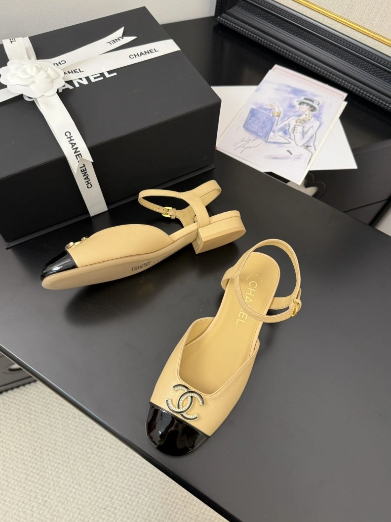 HighQuality Chxnxl Sandals 117474