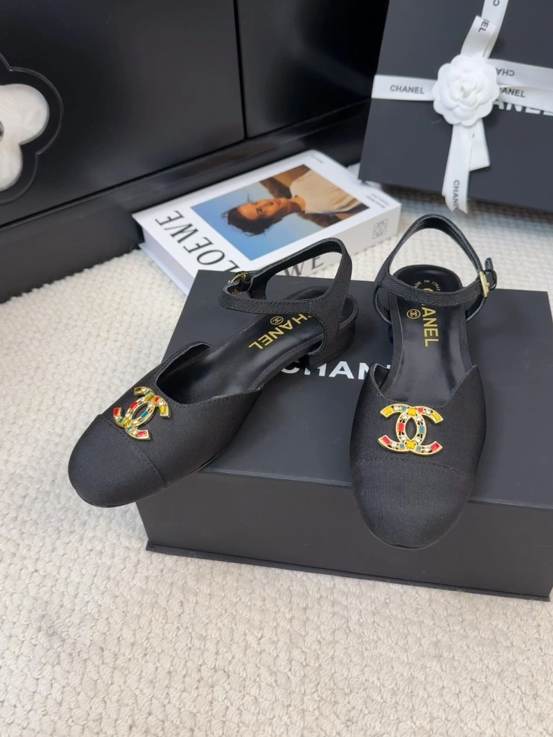 Elegant Chxnxl Sandals 117469