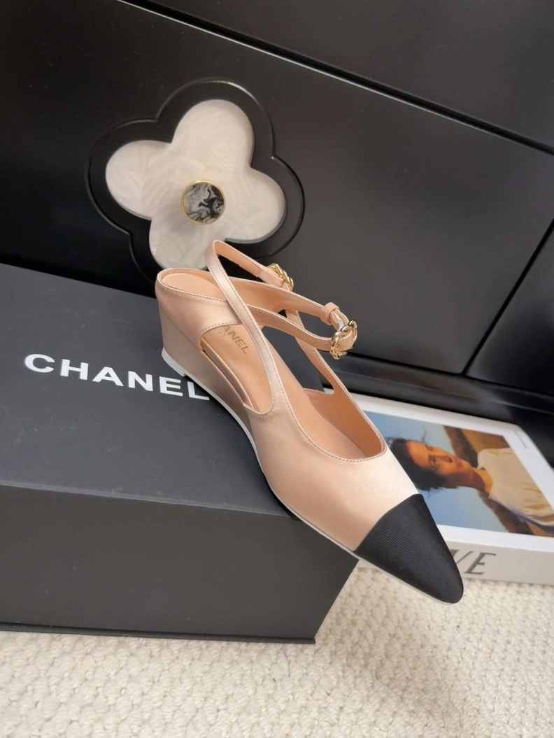 Comfortable Chxnxl Sandals 117467