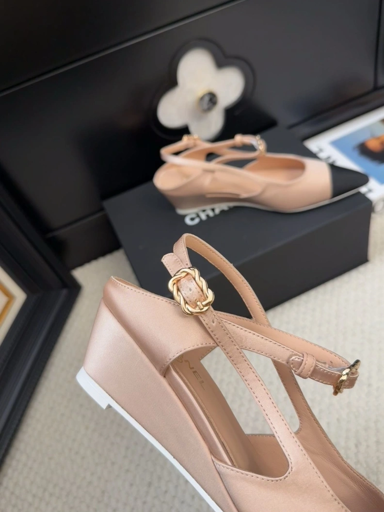 Comfortable Chxnxl Sandals 117467