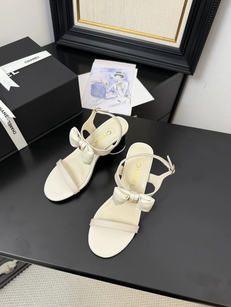 Sophisticated Chxnxl Sandals 117458