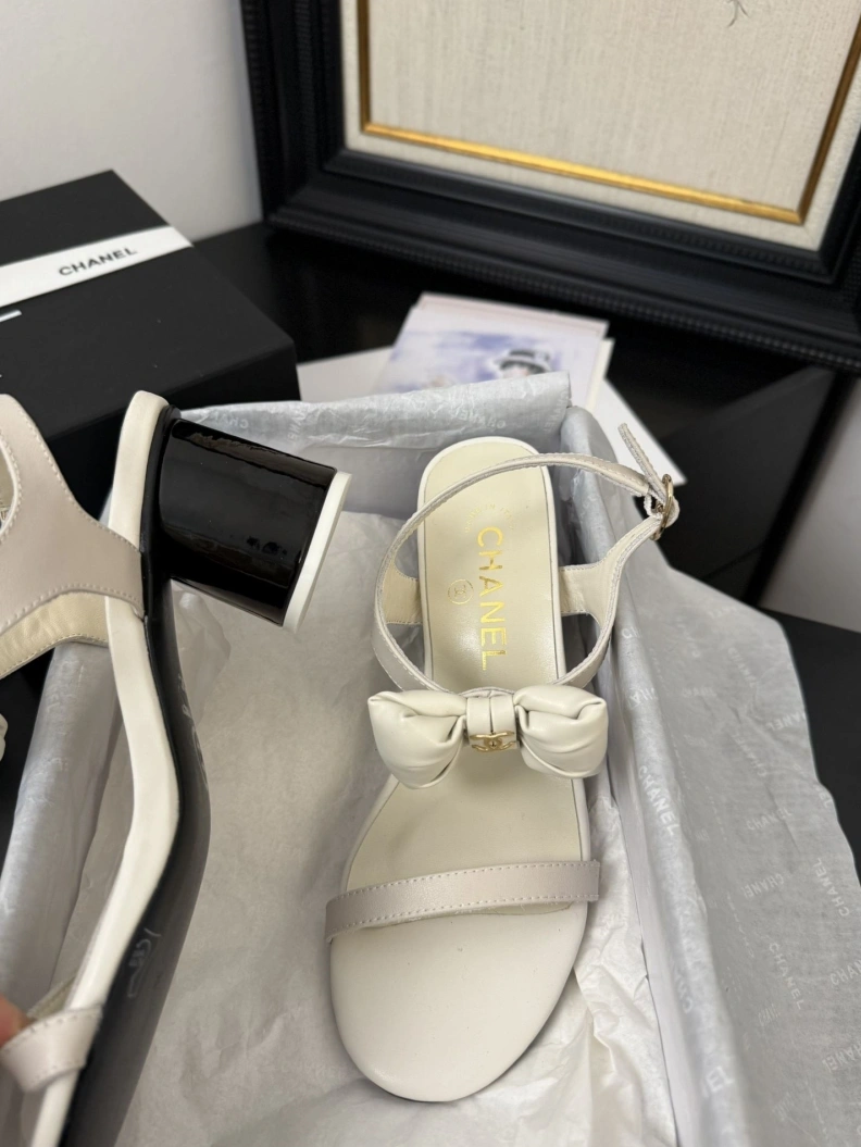 Sophisticated Chxnxl Sandals 117458