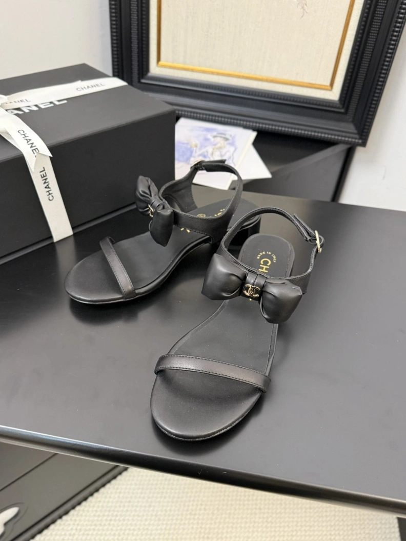 Stylish Chxnxl Sandals 117459