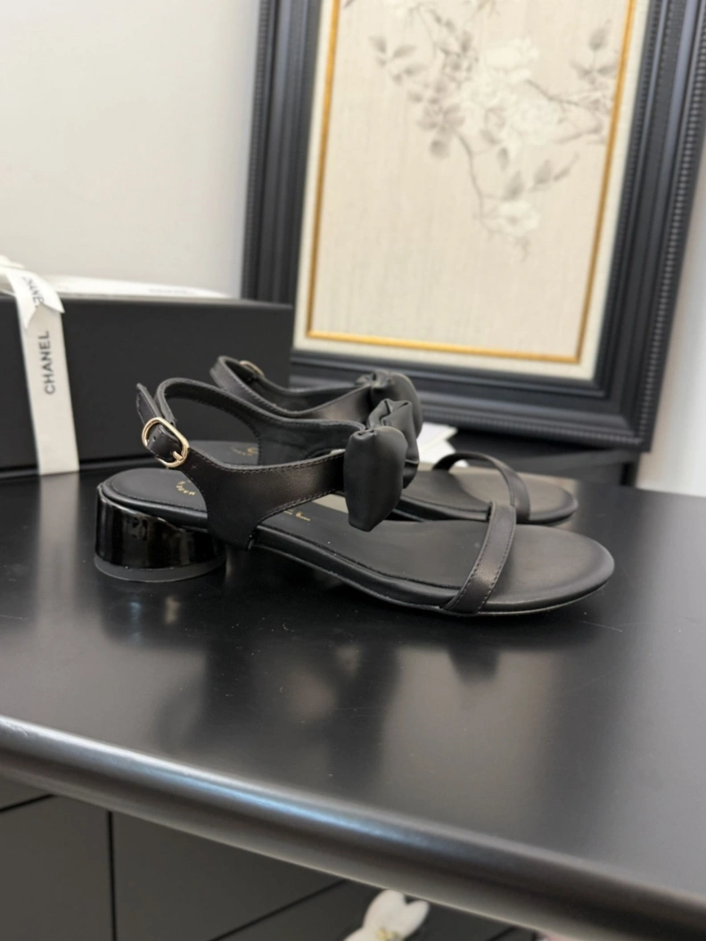 Stylish Chxnxl Sandals 117459